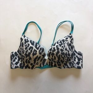 FLASH SALE  Victoria Secret Very Sexy Bra 36B